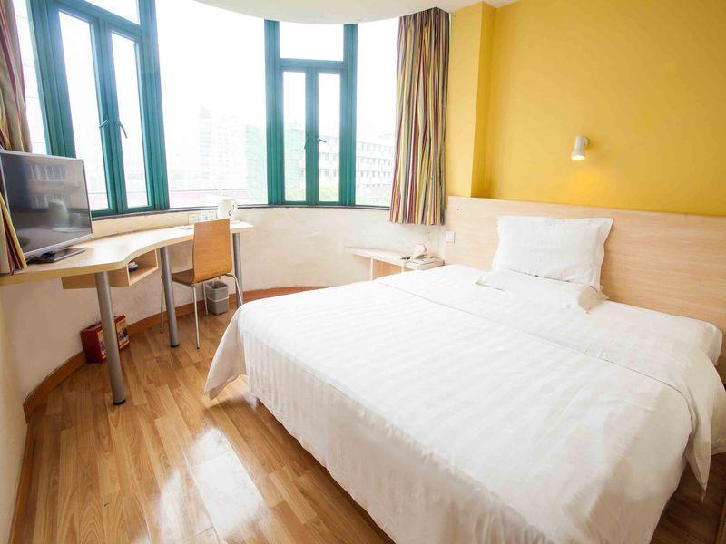 7 Days Inn Furong Zhong Road Changsha Exteriör bild